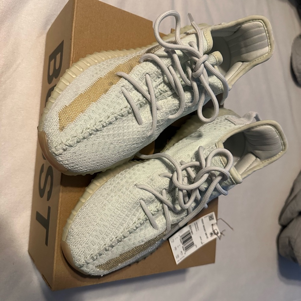 YZY 350 V2 size 7.5 made by adidas
